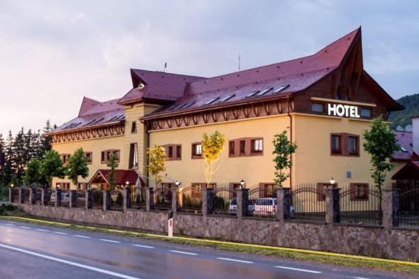 Motel Vector Gaesti ภายนอก รูปภาพ